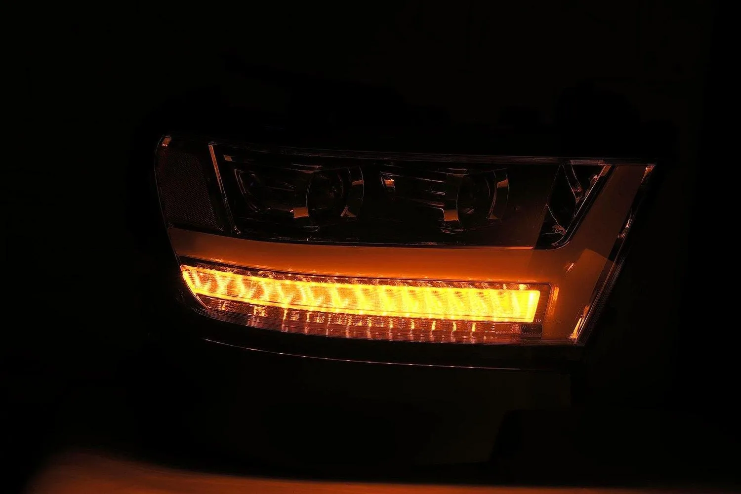AlphaRex Projector Headlights Ram 1500 2019-2024  [Pro Series - Sequential Signal] Jet Black / Black / Chrome - Image 14