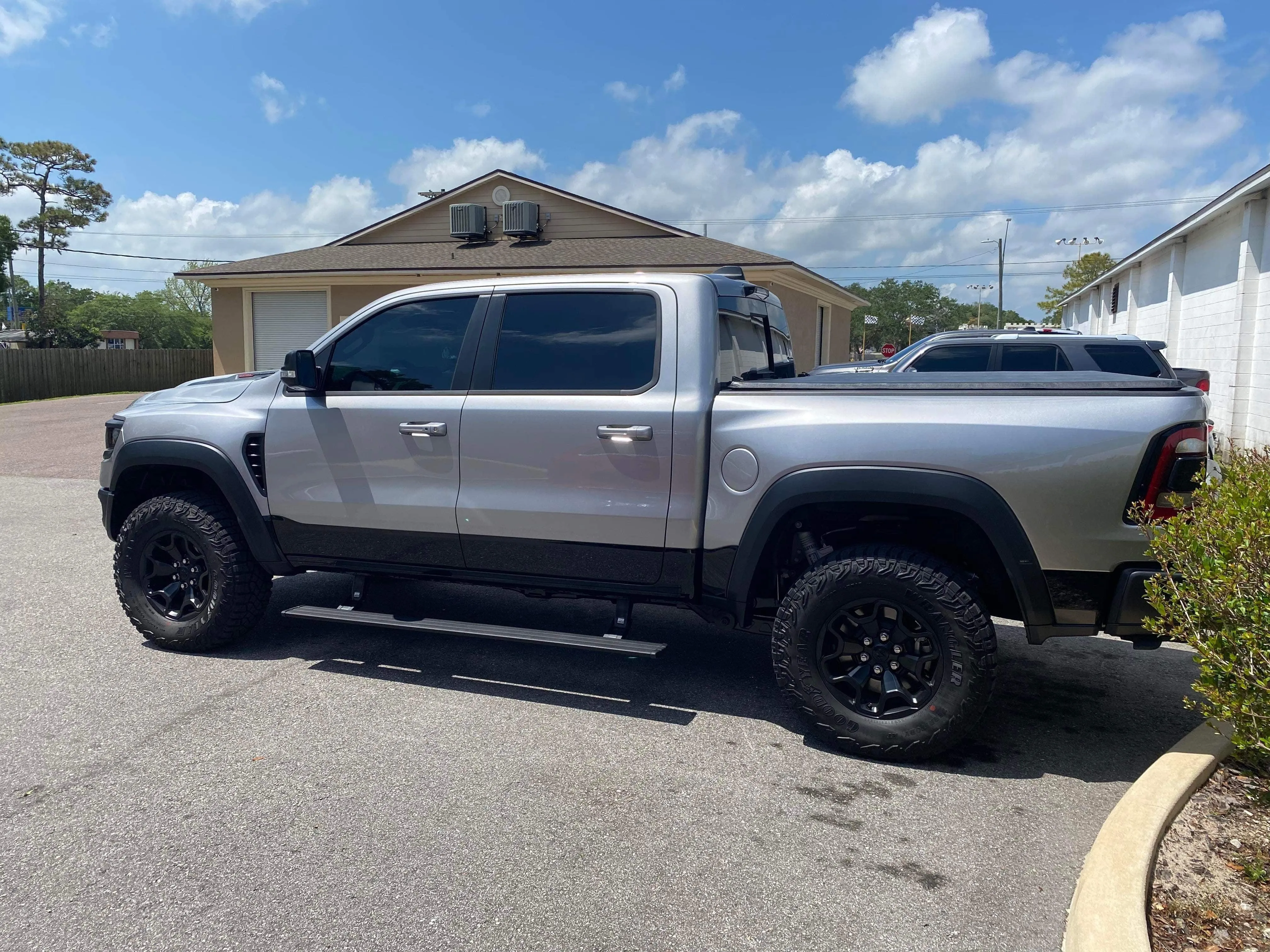 AMP Research 2019-2024 RAM 1500 & TRX  PowerStep Smart Series - Image 7