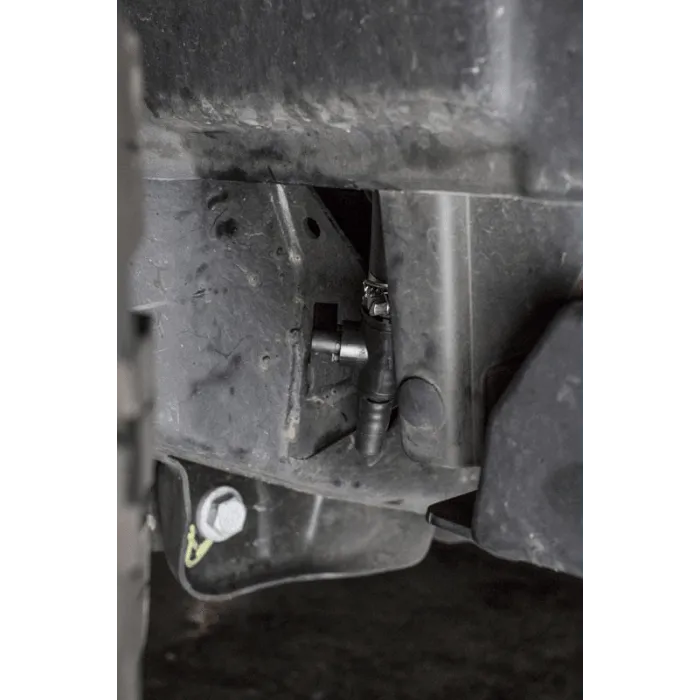 Mishimoto 2018+ Jeep Wrangler JL 3.6L Baffled Oil Catch Can - Image 3